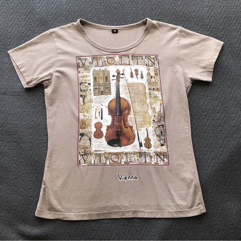 EUC Vienna Graphic Tee Naked Shirt Brand Cello Violin La Traviata Opera House M